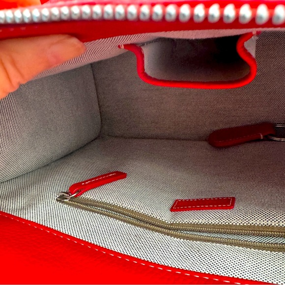 Dooney & Bourke red, pebbled leather double pocket tote. NWOT - Picture 5 of 12